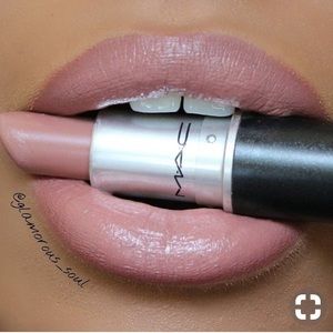 Meet your Posher, Debra